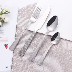 TD-4587B Chamaeleon cutlery...