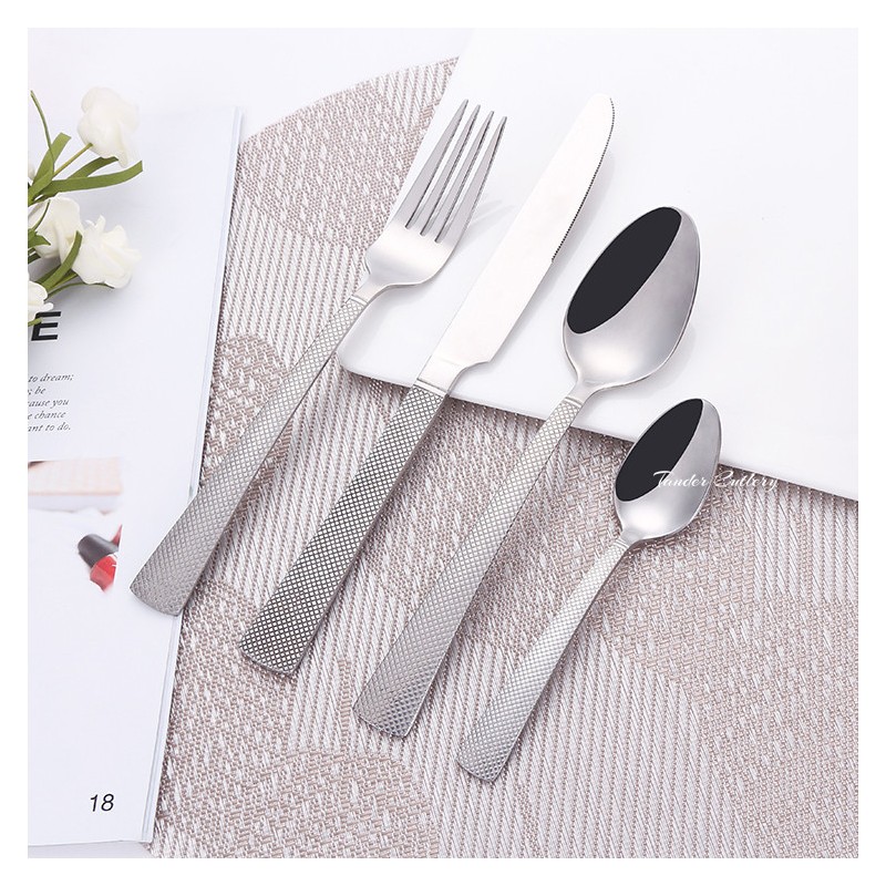 TD-4587B Chamaeleon cutlery set